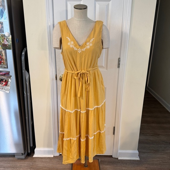 Joie Mustard Yellow Embroidered Tiered Maxi Dress Size 12 - Picture 1 of 7